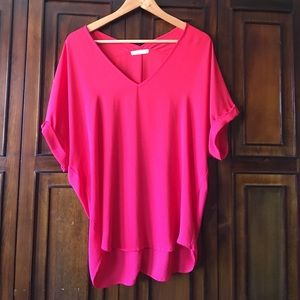 Like New LUSH V-Neck blouse Size S