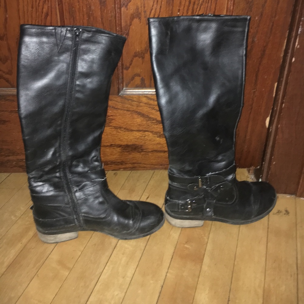 Black zip up combat boots