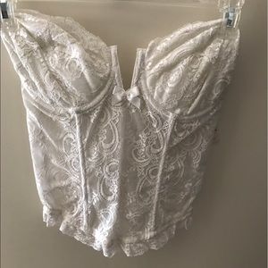 White Lace strapless bustier