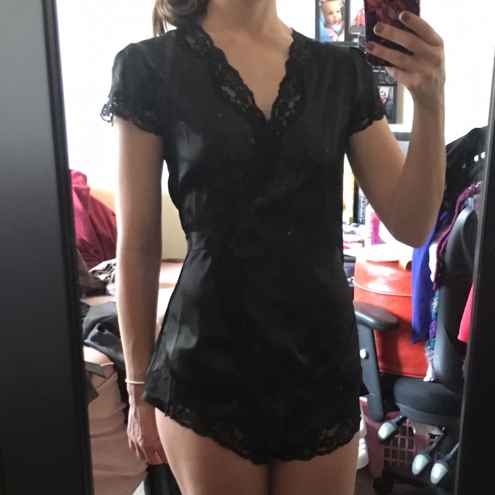 Fredericks 3 piece black silk nighty
