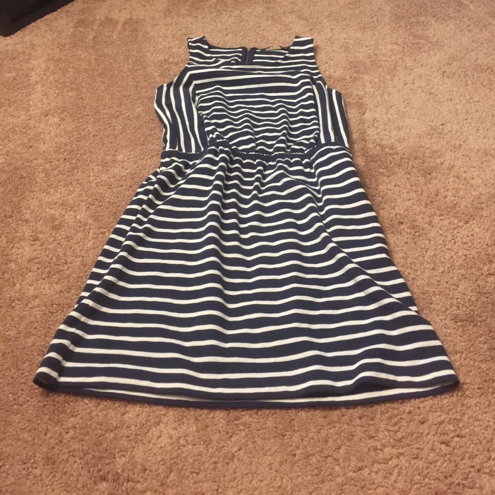 Summer striped dress with pockets!