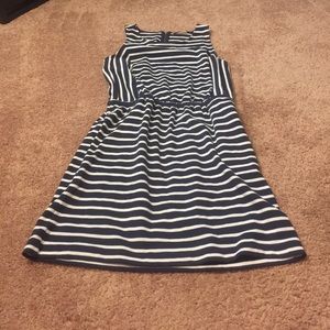 Summer striped dress with pockets!