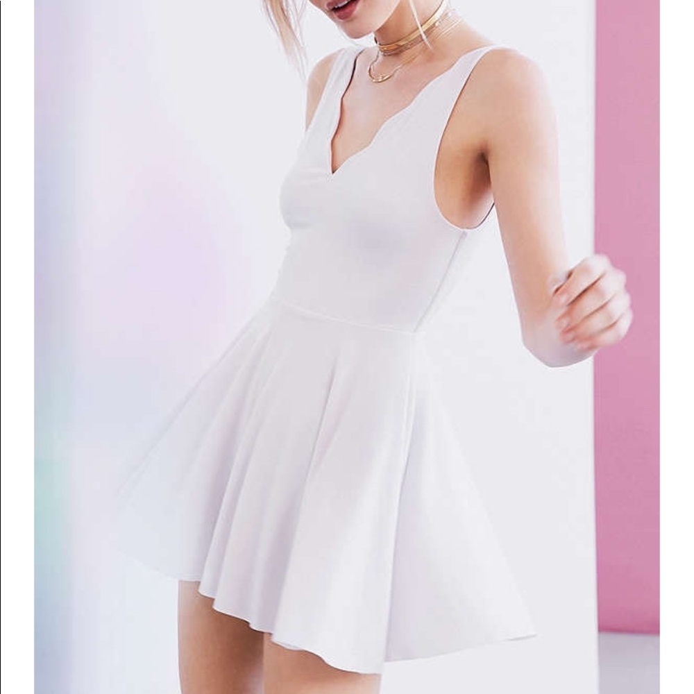 Kimchi Blue Rochay Knit Scalloped V-Neck Romper