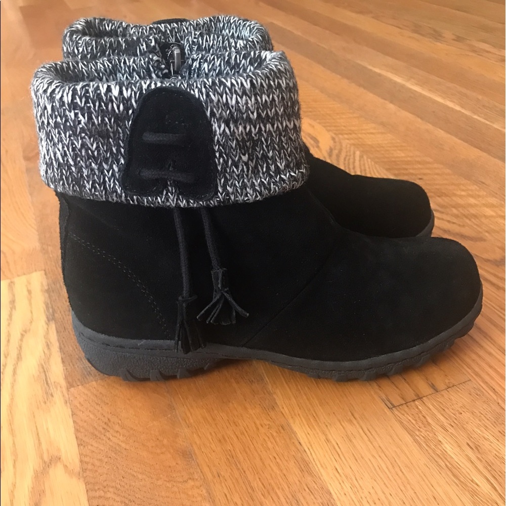 Khombu Katie Boots.