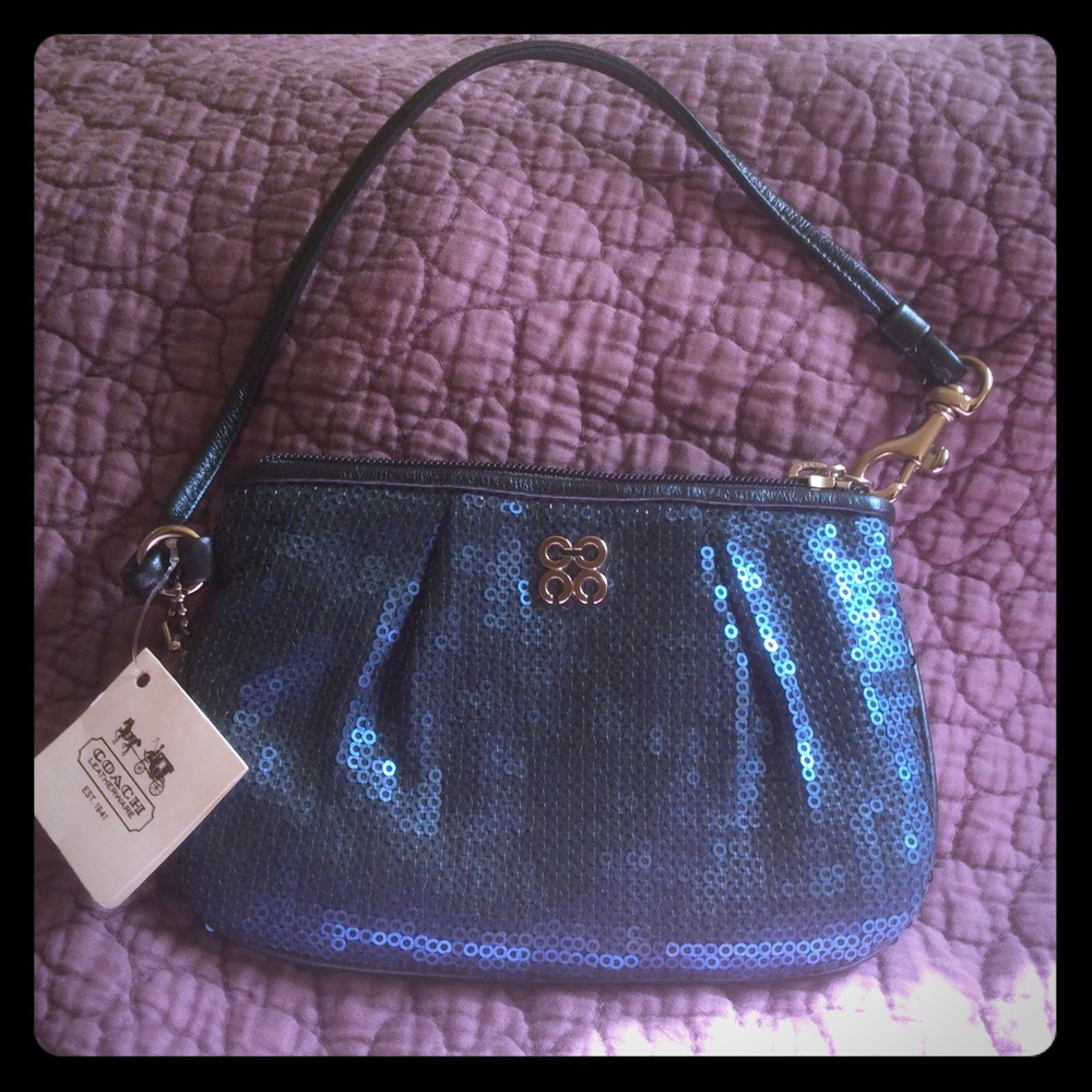Gorgeous NWT Coach Blue Sequins wristlet