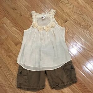 Super cute light flowy tank. New with tags