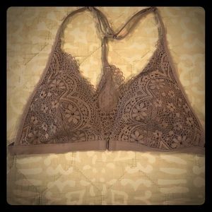 Victoria's Secret lacy bralette - medium