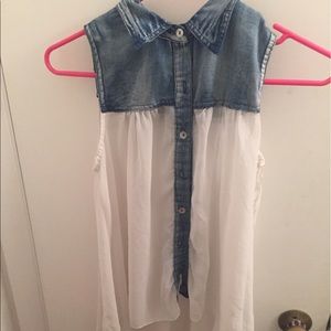 ⚡️$5 sale⚡️or 5/$8! Off-white and jean tank top