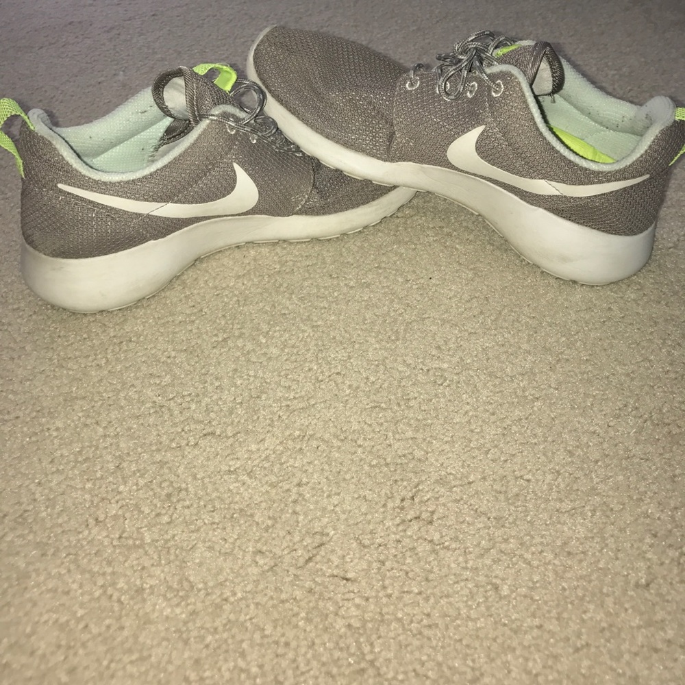 Gray Nike Roshes