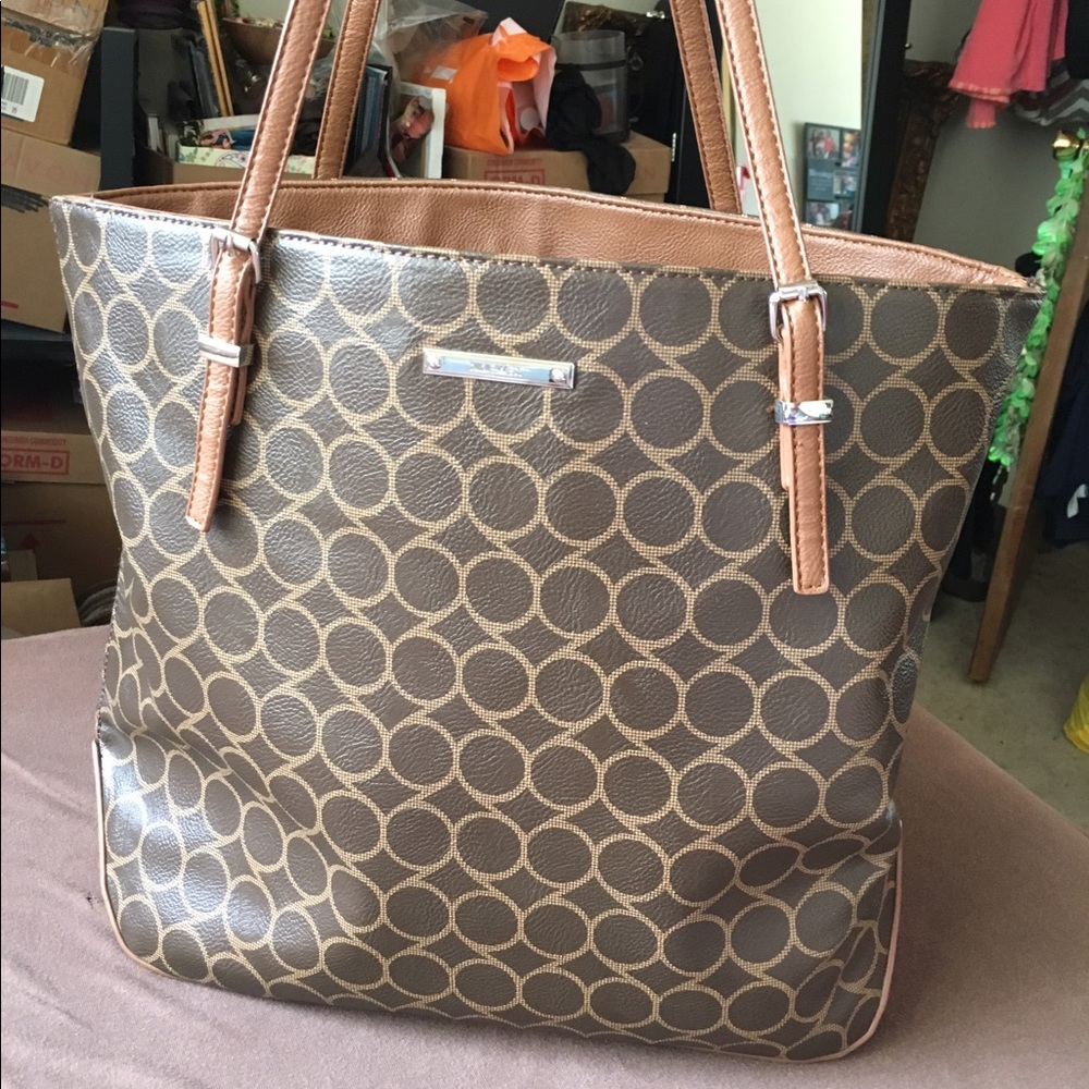 Nine West purse