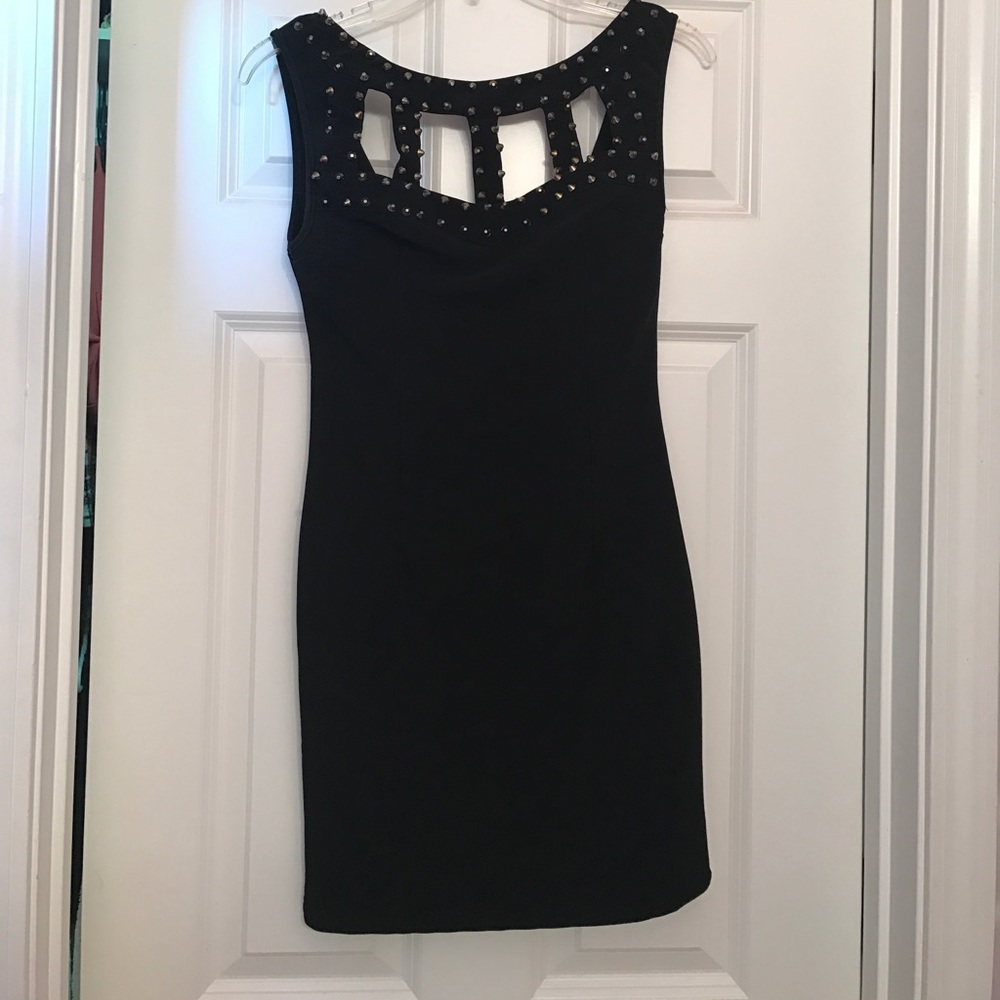 Black, body con dress