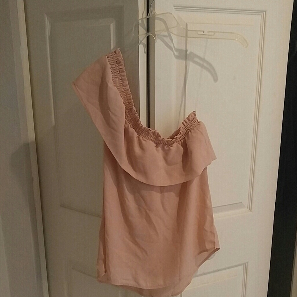 One shoulder dress