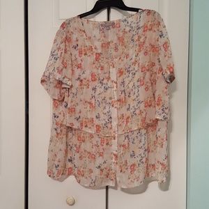 Plus size short sleeve blouse
