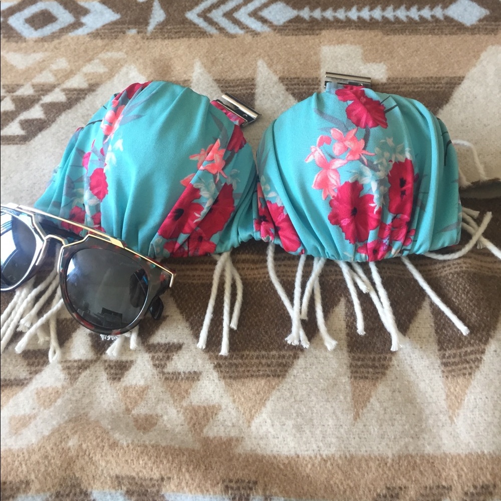 Floral Bathing Suit Top (small)