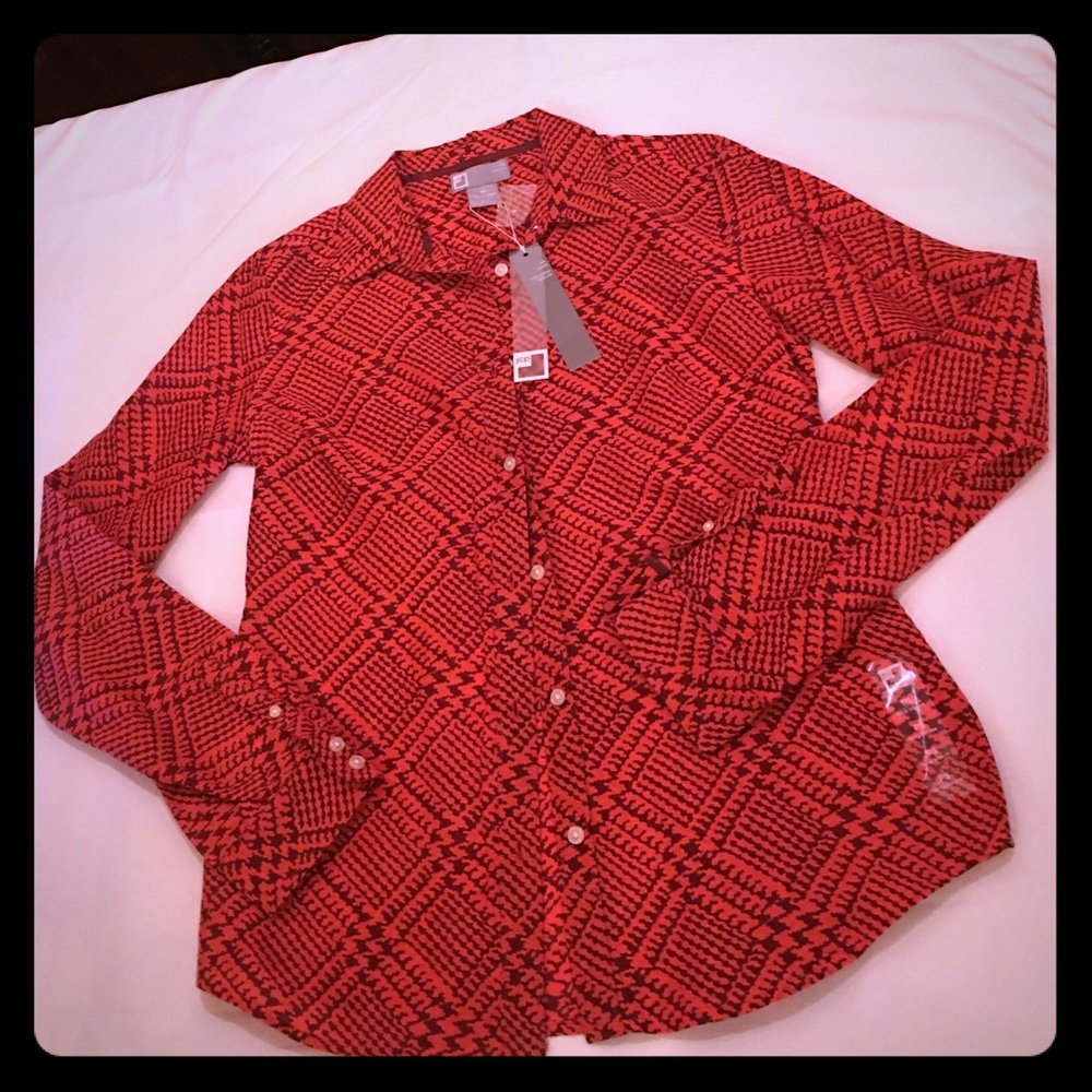 Bloquee button down long sleeve.