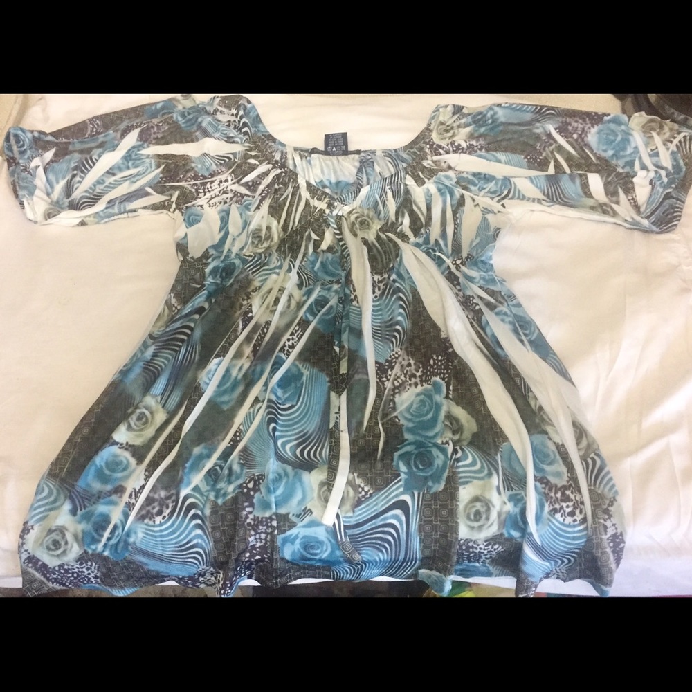 Medium Simply Irresistible Tie Neck Shirt.