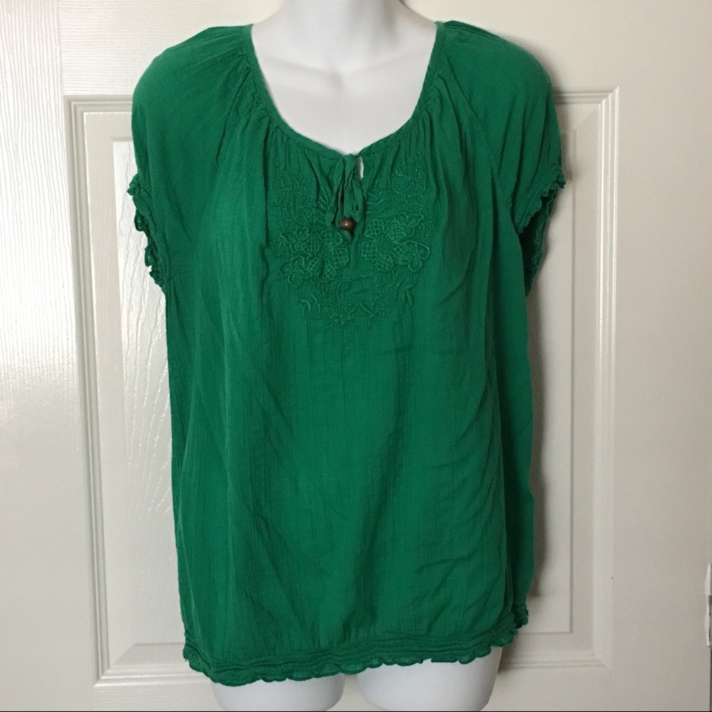 Green Old Navy top