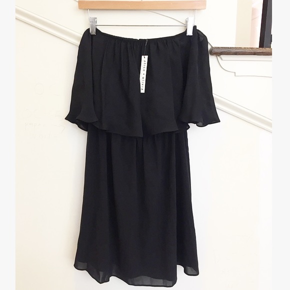 Alice & Olivia Black Off The Shoulder Dress - Picture 4 of 6