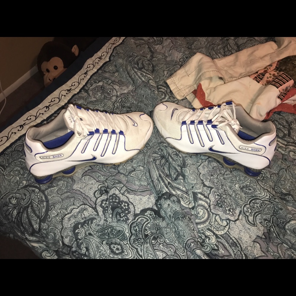 Men's Nike shox