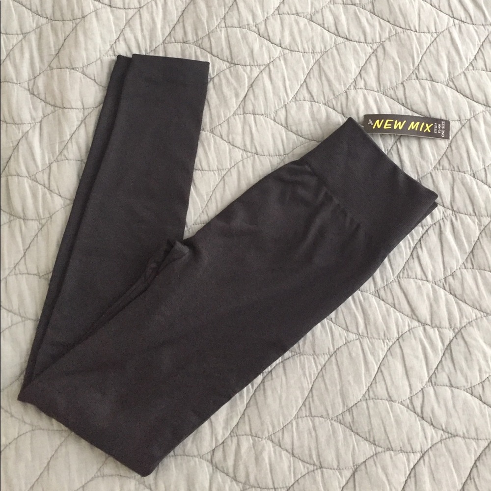 New Mix Black Leggings One Size NEW W/ TAGS