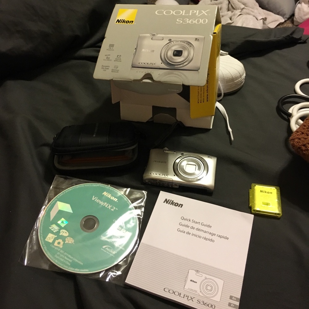 brand new camera won it!! make offers!!