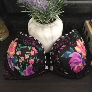 Victoria's Secret Very Sexy Push Up Bra