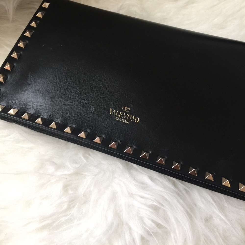 Auth -  Valentino Rockstud Clutch - Picture 2 of 8