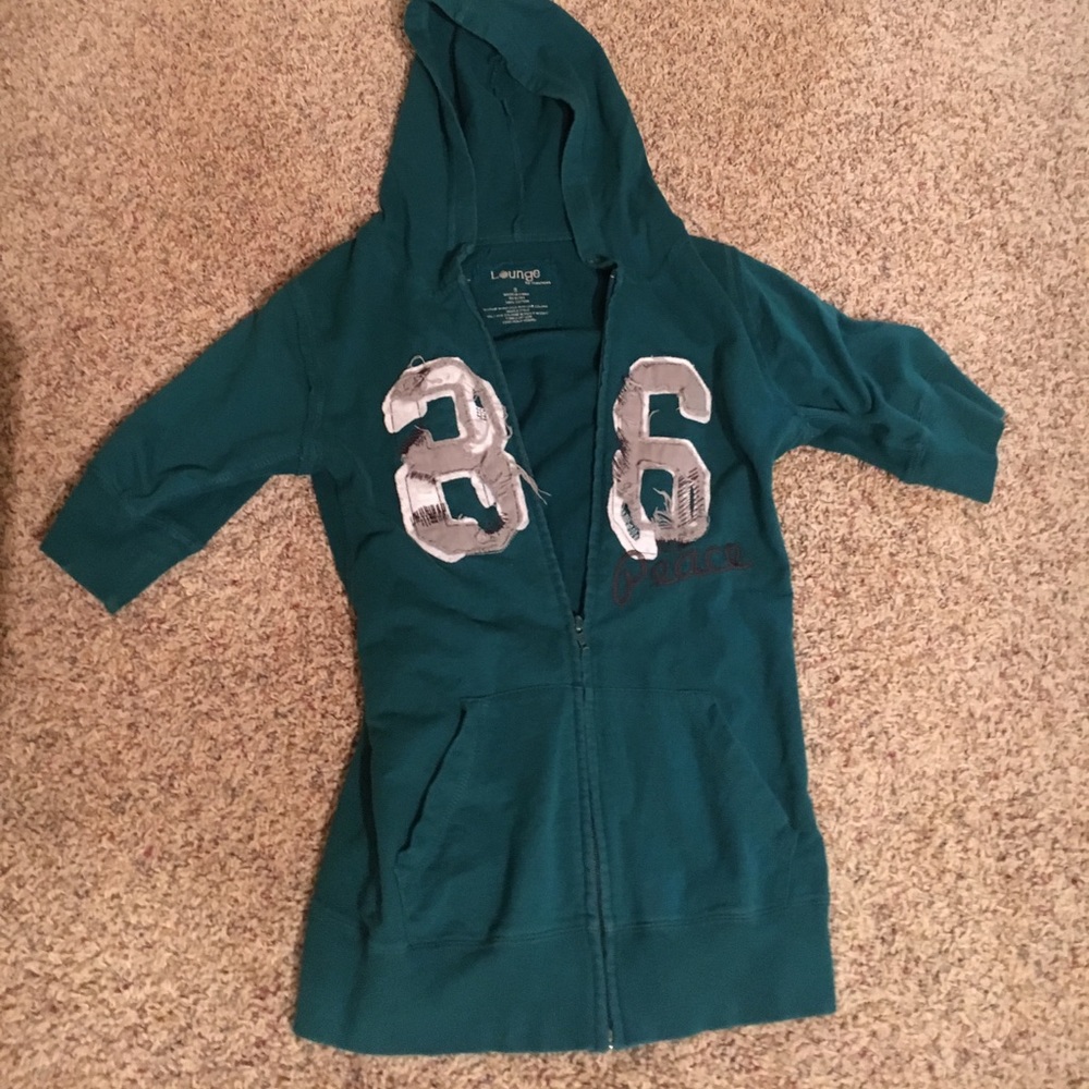 Maurice's 1/2 sleeve sweatshirt