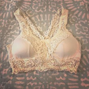 Beautiful cream colored bralette size M/L