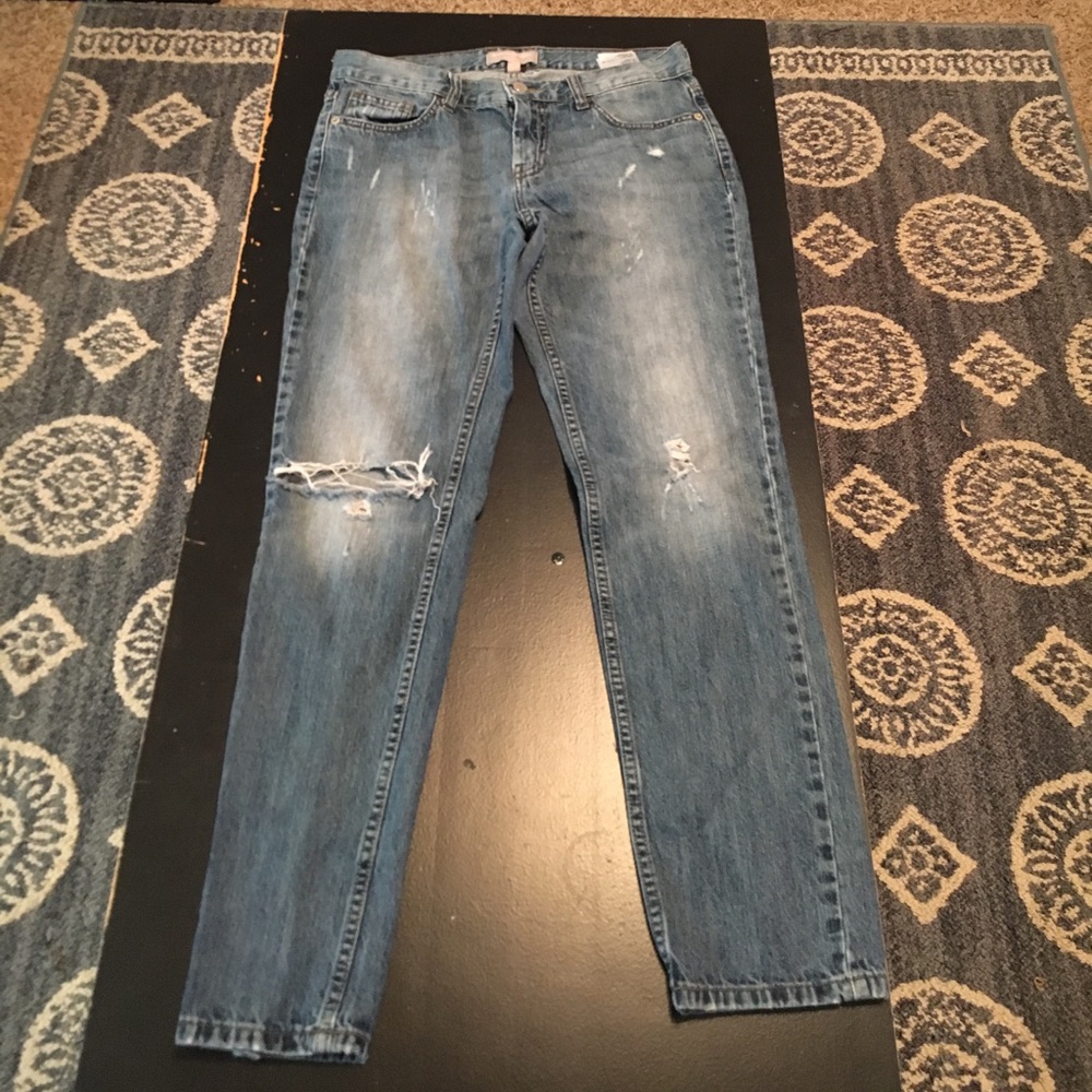 Boyfriend Fit Cropped Jean