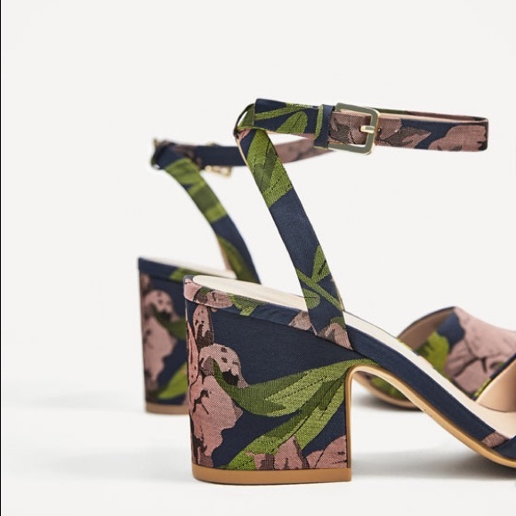 Zara embroidered heel sandals - size 7.5 - Picture 4 of 5