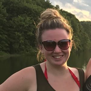 Meet your Posher, Krista