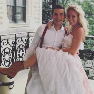 Meet your Posher, Austin