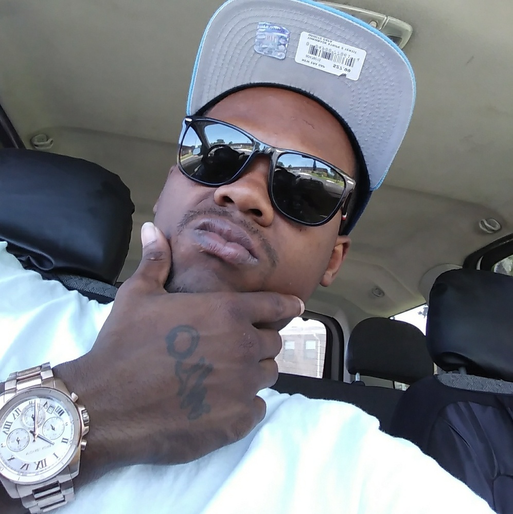 Meet your Posher, Hakeem