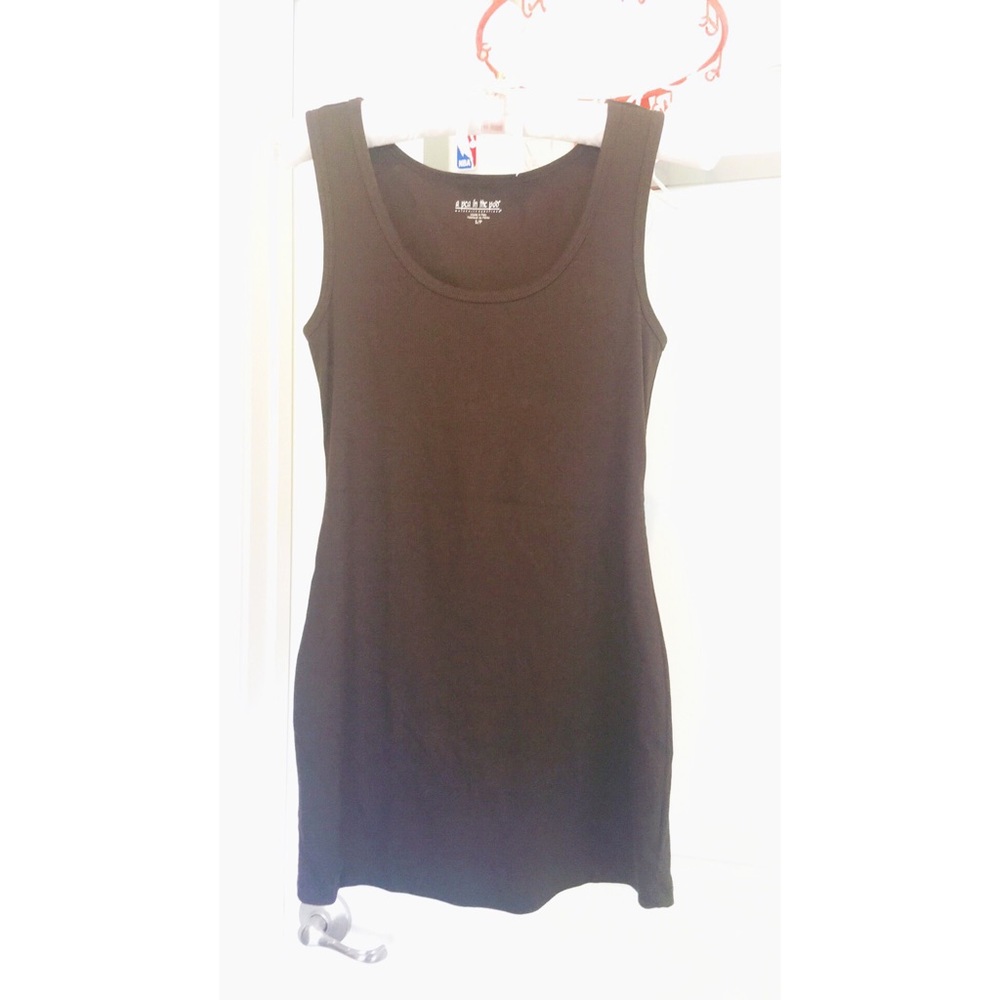 A Pea In The Pod Cotton Tank