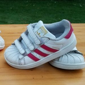 Adidas Superstars Velcro