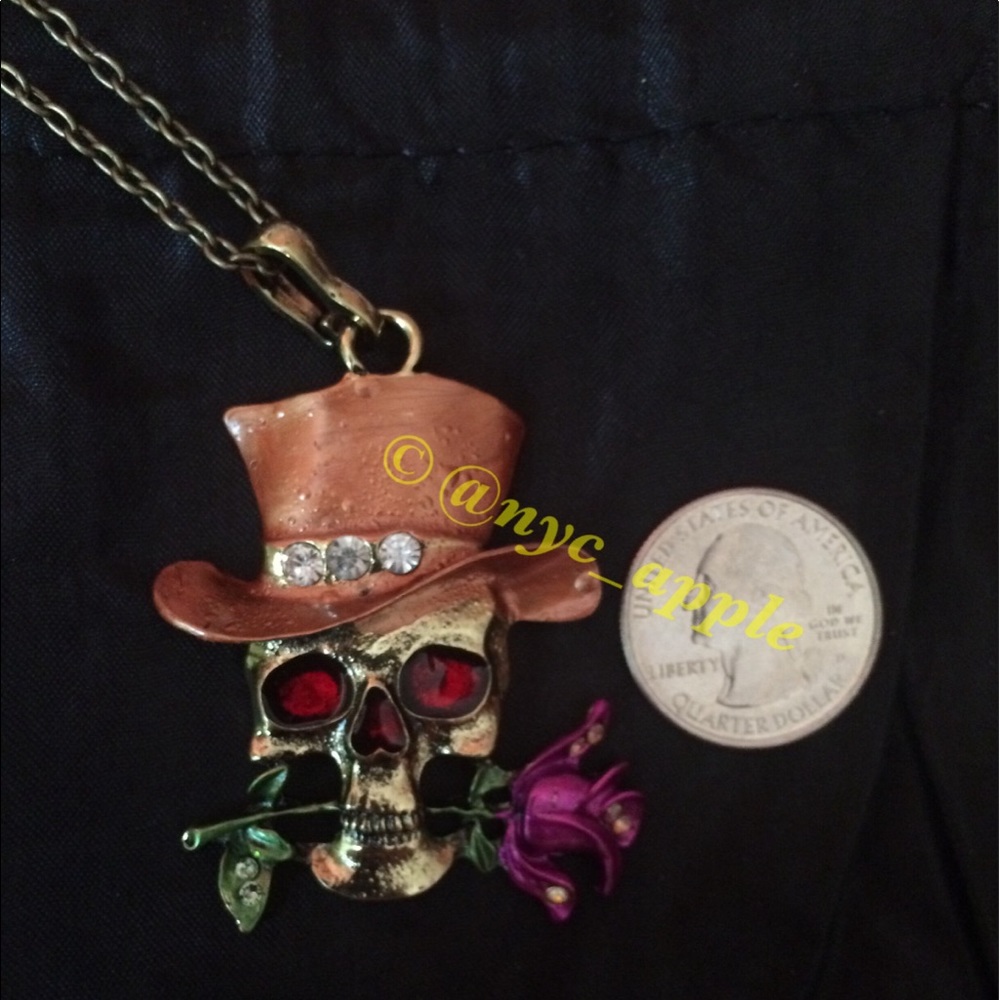 HP Top Hat Skull Necklace / Pendant - Picture 3 of 3
