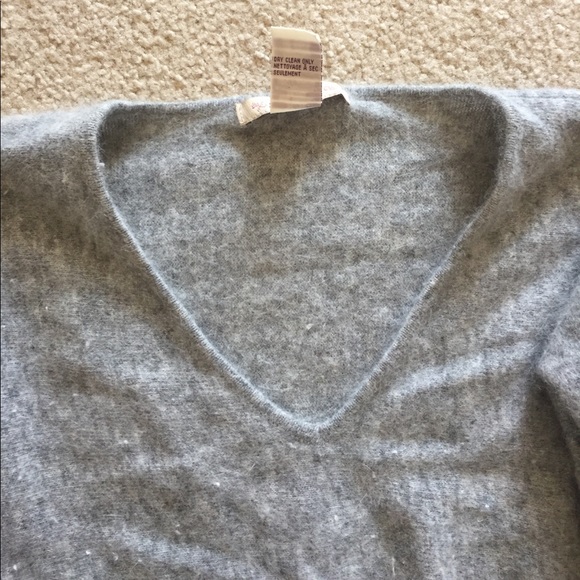 Cropped grey sweater - Picture 3 of 3