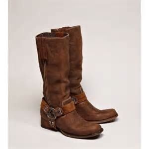 Brown leather boot