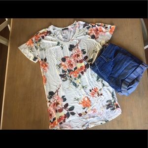 Floral tee - Mindy Mae's Market