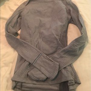 Lulu Lemon grey and white boatneck workout top