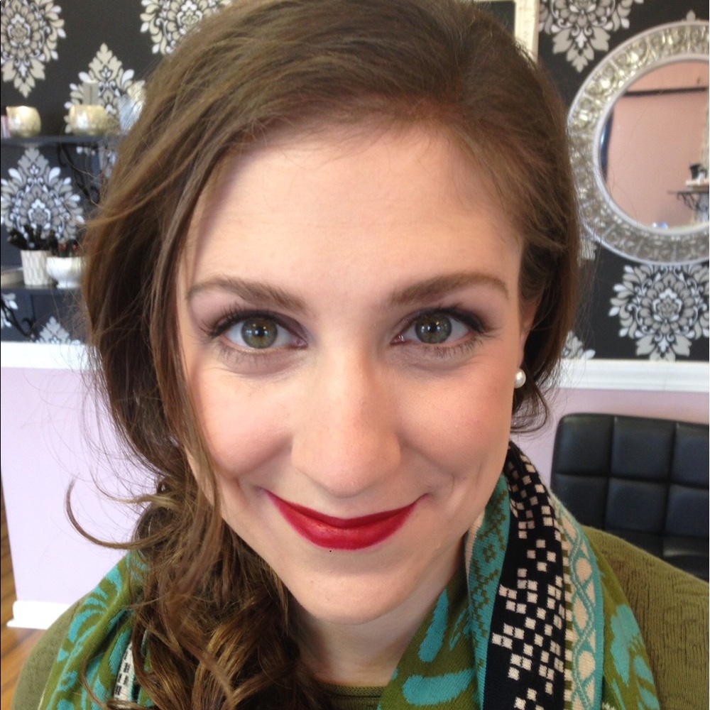 Meet your Posher, Eve