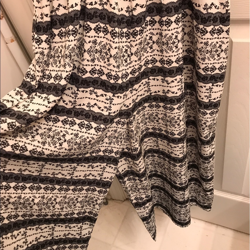 Jumpsuit - Picture 2 of 3