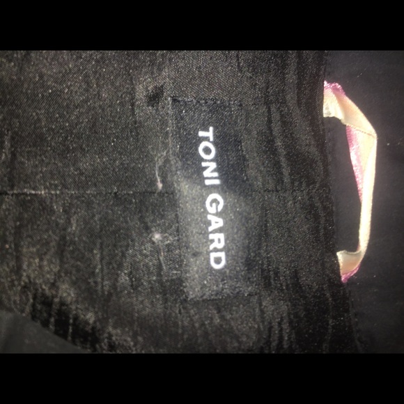 Matte quilted print black zip up jacket - Picture 5 of 7