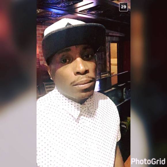 Meet your Posher, Troy - Picture 1 of 1