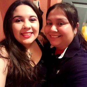Meet your Posher, Andria