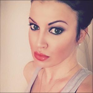 Meet your Posher, Stacey