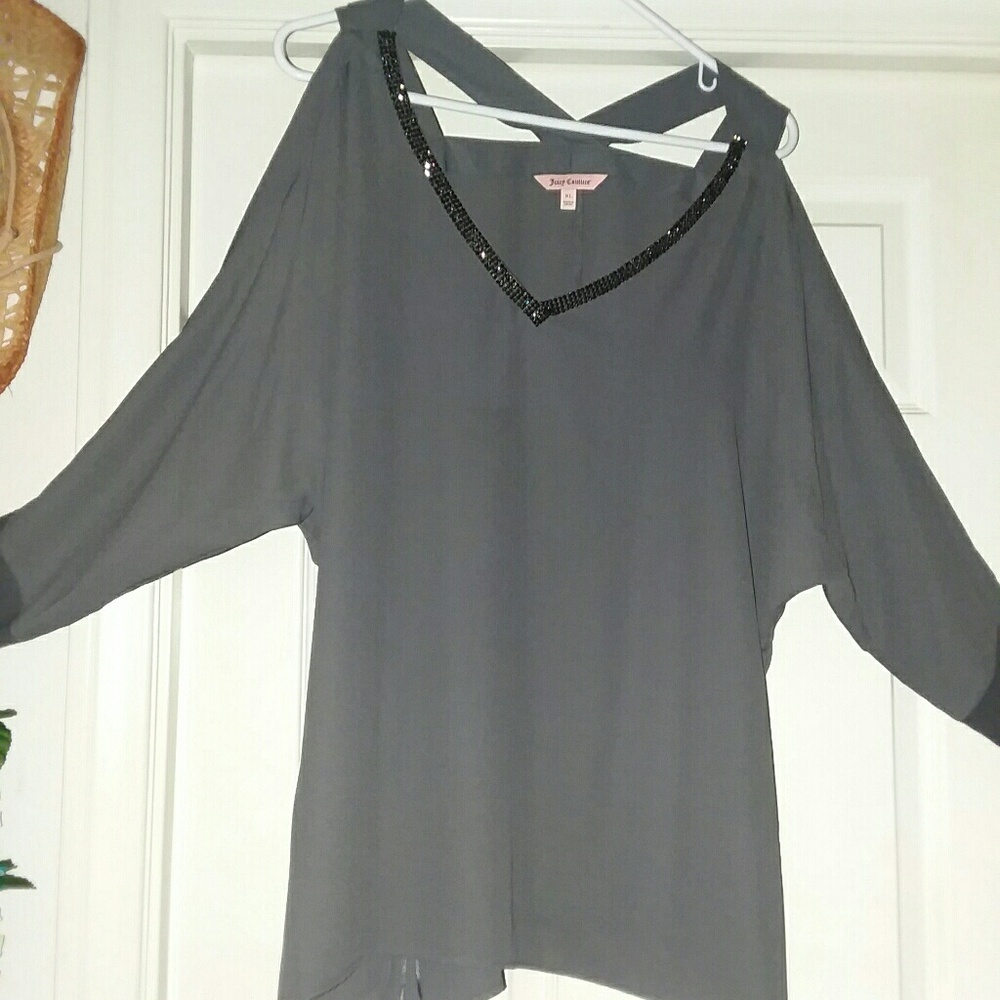 Peek a Boo Shoulder Long Sleeve Top