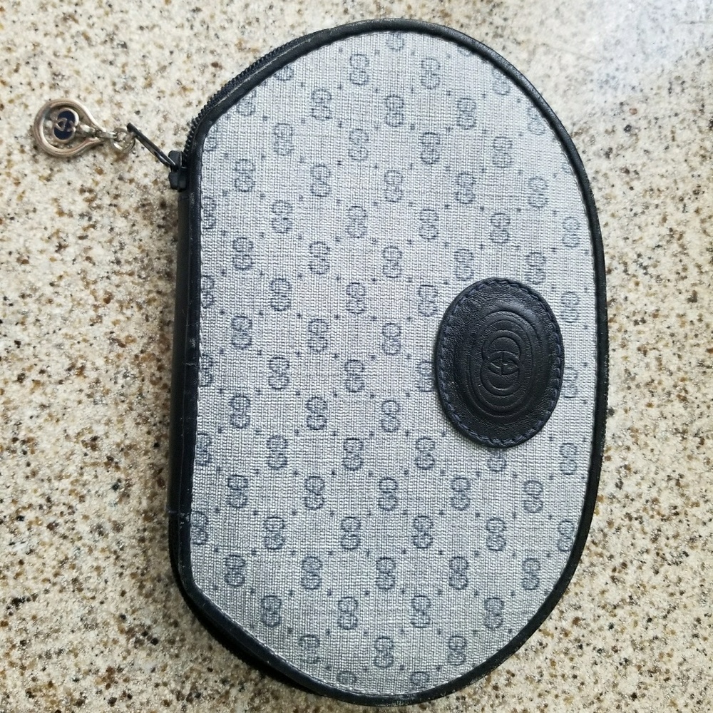 Vintage Authentic Gucci hygiene kit