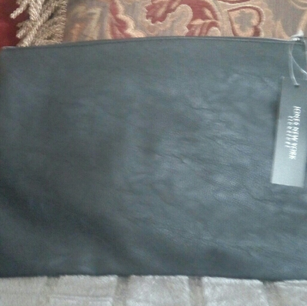 Large clutch